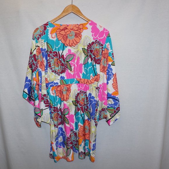 TRINA TURK Radiant Blooms Swim Coverup Dress - Picture 4 of 7